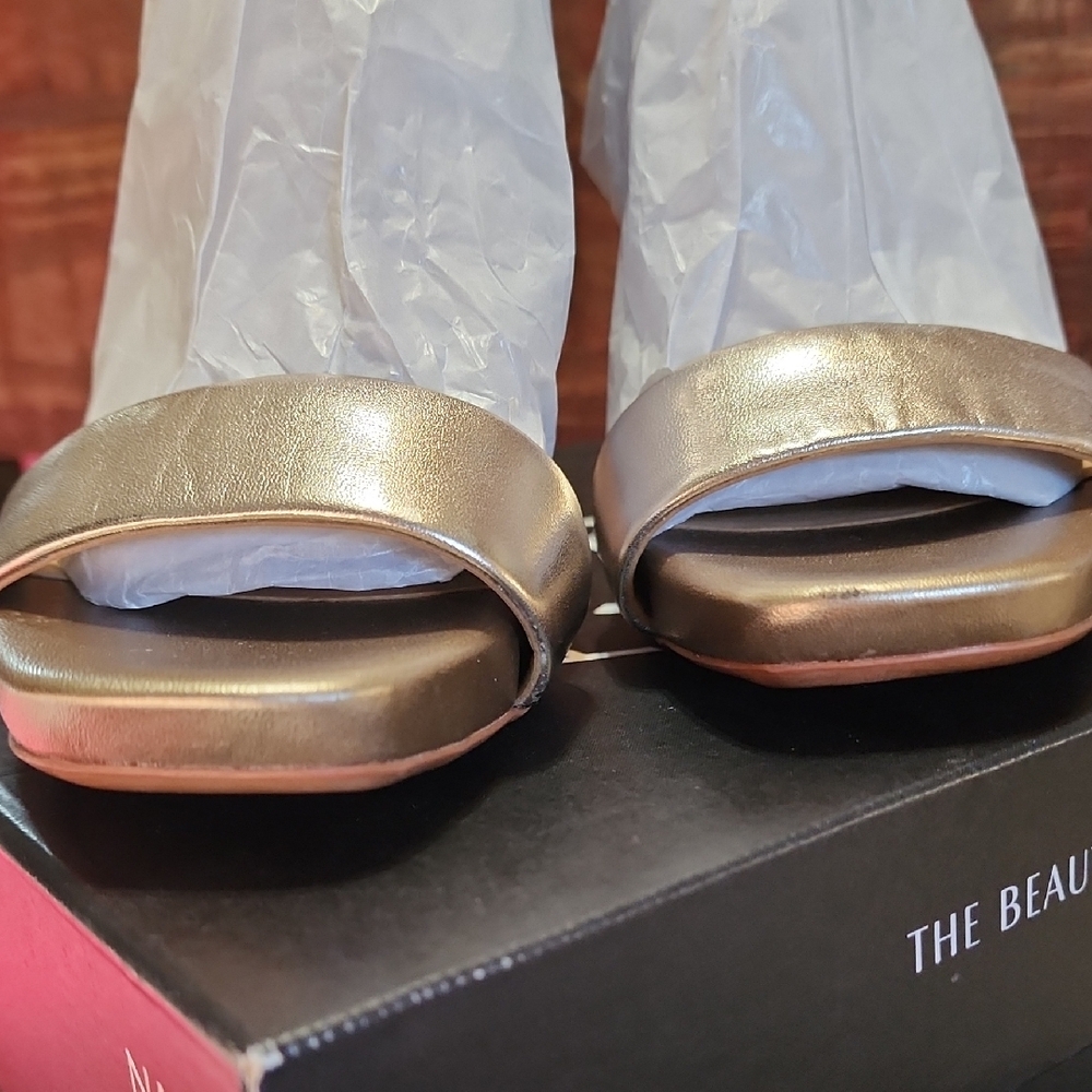 Chic Gold Block Heel Sandals - Picture 3 of 9